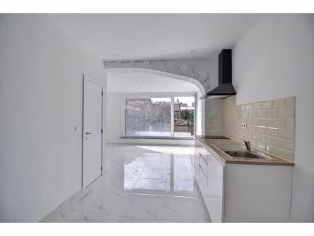 appartement à louer à rue dandois 82 ransart (vbe45468)