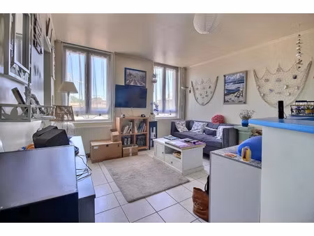 location appartement 1 pièce 31.25 m² à lavaur (81500)  492 €
