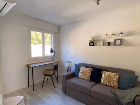location meublée appartement 1 pièce 22.8 m² à six-fours-les-plages (83140)  588 €