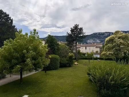 appartement 4 pièces avec garage et balcons - guilherand-granges