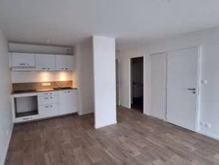 location appartement 2 pièces à saint-avé (56890) : à louer 2 pièces / 44m² saint-avé