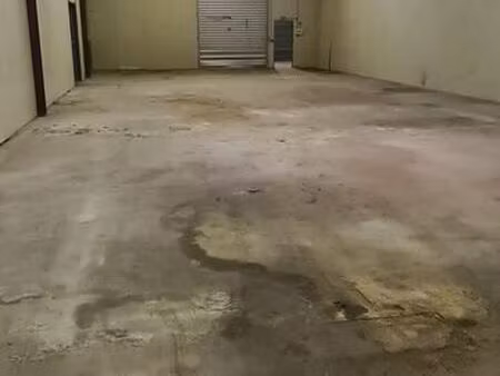a louer entrepôt