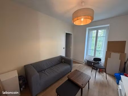 refait à neuf 2 pièce meublé 30m2