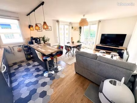 appartement 3 pièces 60 m²