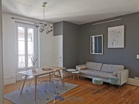 à louer-appartement t3 meublé -rue turgot