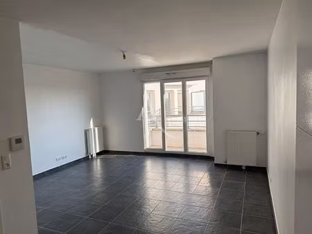 appartement drancy 3 pièce(s) 66m2  2 parking centre ville