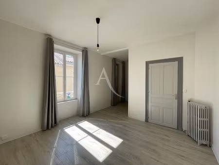 appartement fontenay le comte - 1 pièce(s) - 22 m2