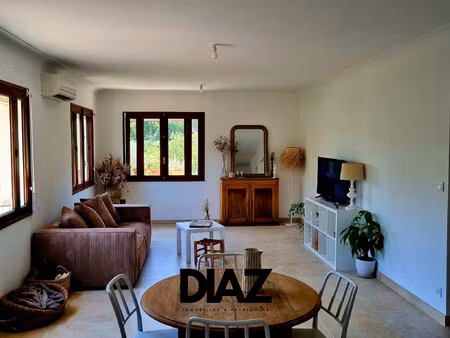 appartement t3 de 94 m2 avec terrasse de 6 m2  terrain priva