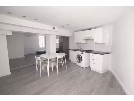 vente appartement 2 pièces 60 m² nîmes (30000)