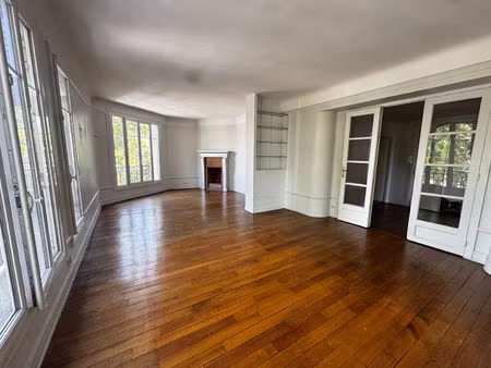 appartement paris 5 pièce(s) 151.69 m2