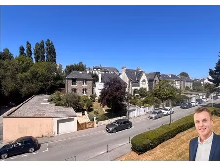 quimper (29) – appartement de type 3 de 67 m² habitable – loggia – garage fermé et privati
