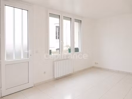 un lot de 4 appartements à vendre sur saujon (17) - centre ville