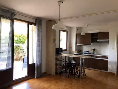 studio meuble rez de jardin