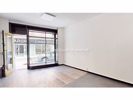 roanne - local commercial de 22 m²