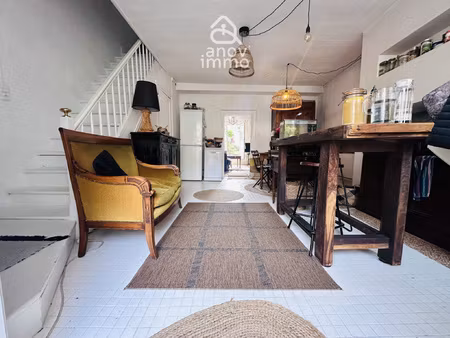 maison de charme avec jardin intime  terrasse et atelier e