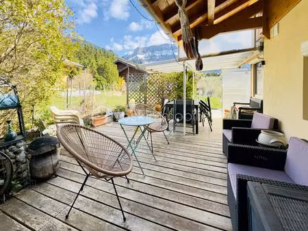 maison traditionnelle de 128 m² à saint-sixt