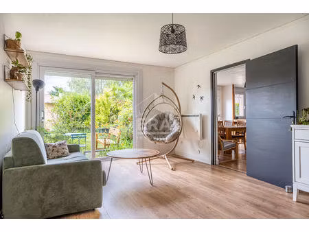 grand appartement à villeneuve d'ascq 9 pièces avec jardin et 2 garages