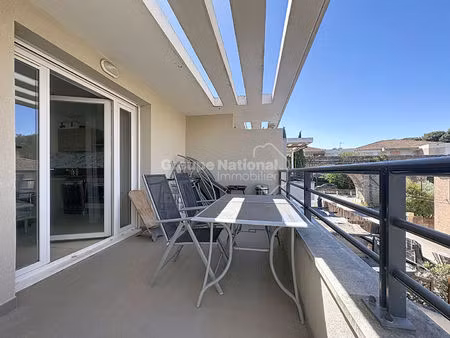 appartement saint chamas 2 pièce(s) 38.87 m2 avec terrasse et place de stationnement en so