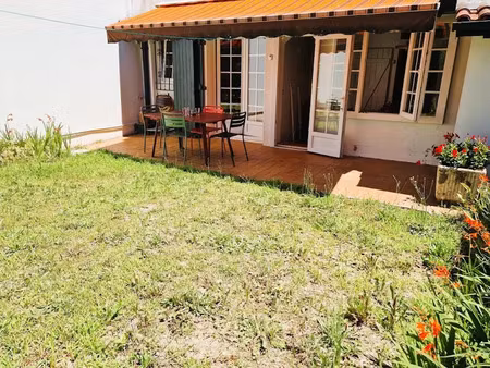 location maison 3 pièces 67 m² à biarritz (64200)  1 200 €