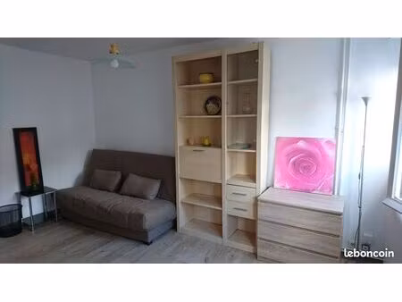 studio meublé 105