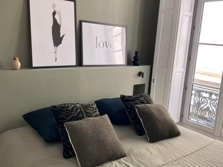 à louer – superbe t2 meublé de 44 m² – écusson de nîmes