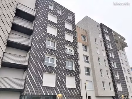 studio 1 pièce 24 m²