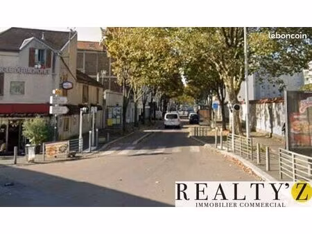 local commercial 30 m²
