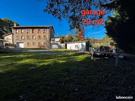 location t3 55m2 avec garage et espace extérieur