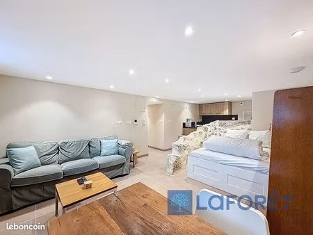 studio 1 pièce 35 m²
