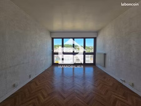 studio 2 pièces 34 m²