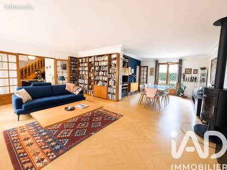 pavillon 8 pièces 164 m²
