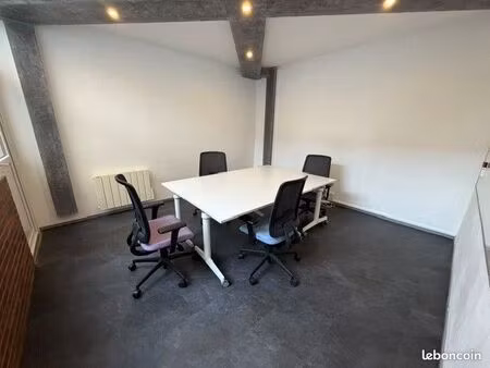 a louer bureau 18m2 + accès privatif cour