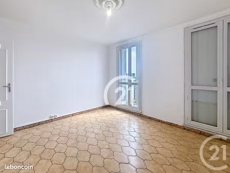 appartement 4 pièces 61 m²