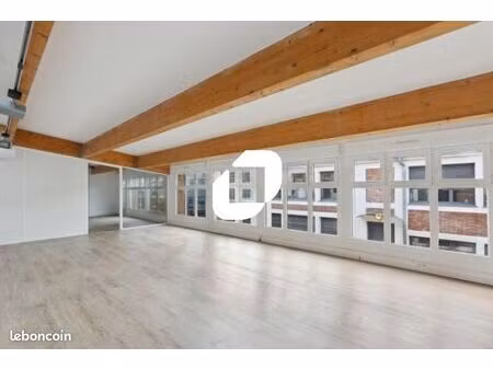 bureaux 211 m²