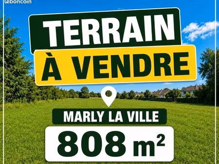 terrain 808m2