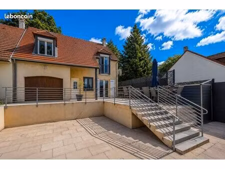 maison 5 pièces 97 m²