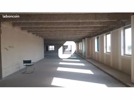 bureau 1 511 m²