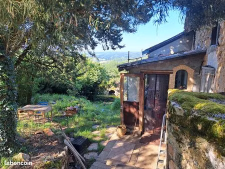 ensemble immobilier isolé avec vue imprenable 12700 sonnac
