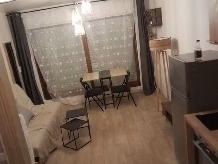 loue logement à trouvilles sur mer meublé