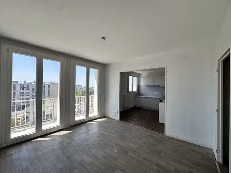colomiers – t2 bis au dernier étage avec balcon