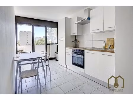 chambre en colocation meublée vaulx-en-velin t5 70 91m²