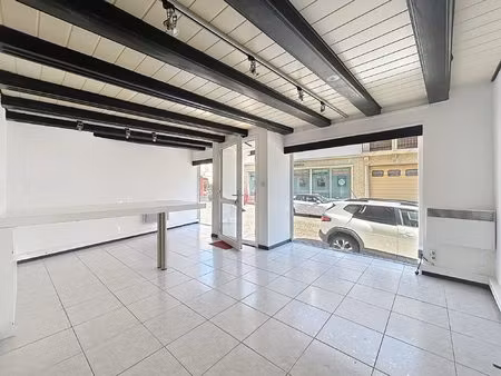 local commercial - erstein centre - vitrine