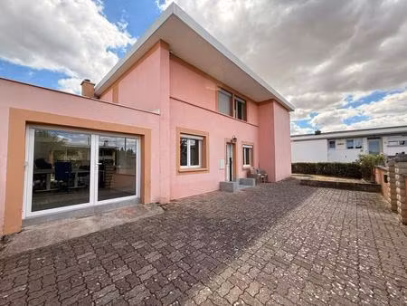 maison familiale 7 chambres – dépendance de 33 m² – jardin clos