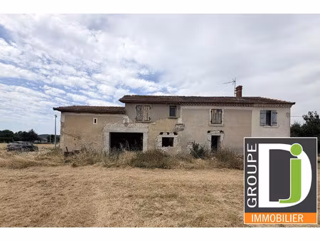 bâtisse à rénover au calme de la campagne