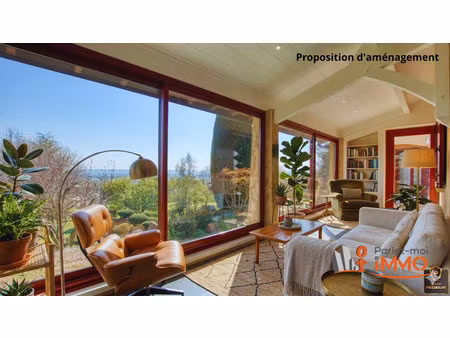 propriété 182m² – autonomie solaire – dépendance 88m² ?