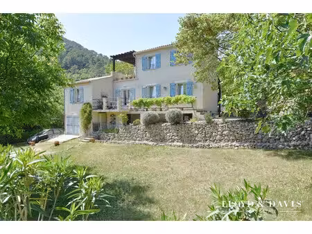claviers- charmante maison avec vue panoramique et accès riviè