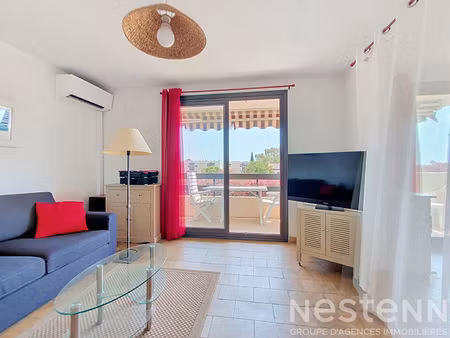 a vendre à la londe les maures  t2  proche du centre ville