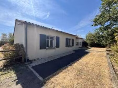 vente maison à bressuire (79300) : à vendre / 157m² bressuire