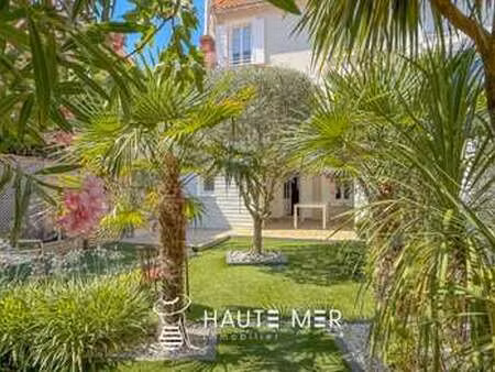 vente maison aux sables-d'olonne (85100) : à vendre / 192m² les sables-d'olonne