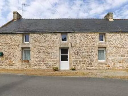 vente longère et corps de ferme à riantec (56670) : à vendre / 120m² riantec